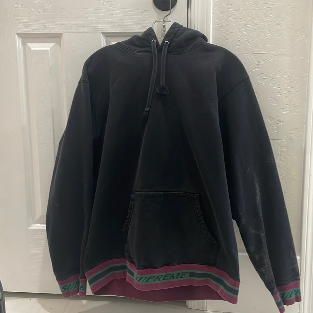 Supreme hoodie